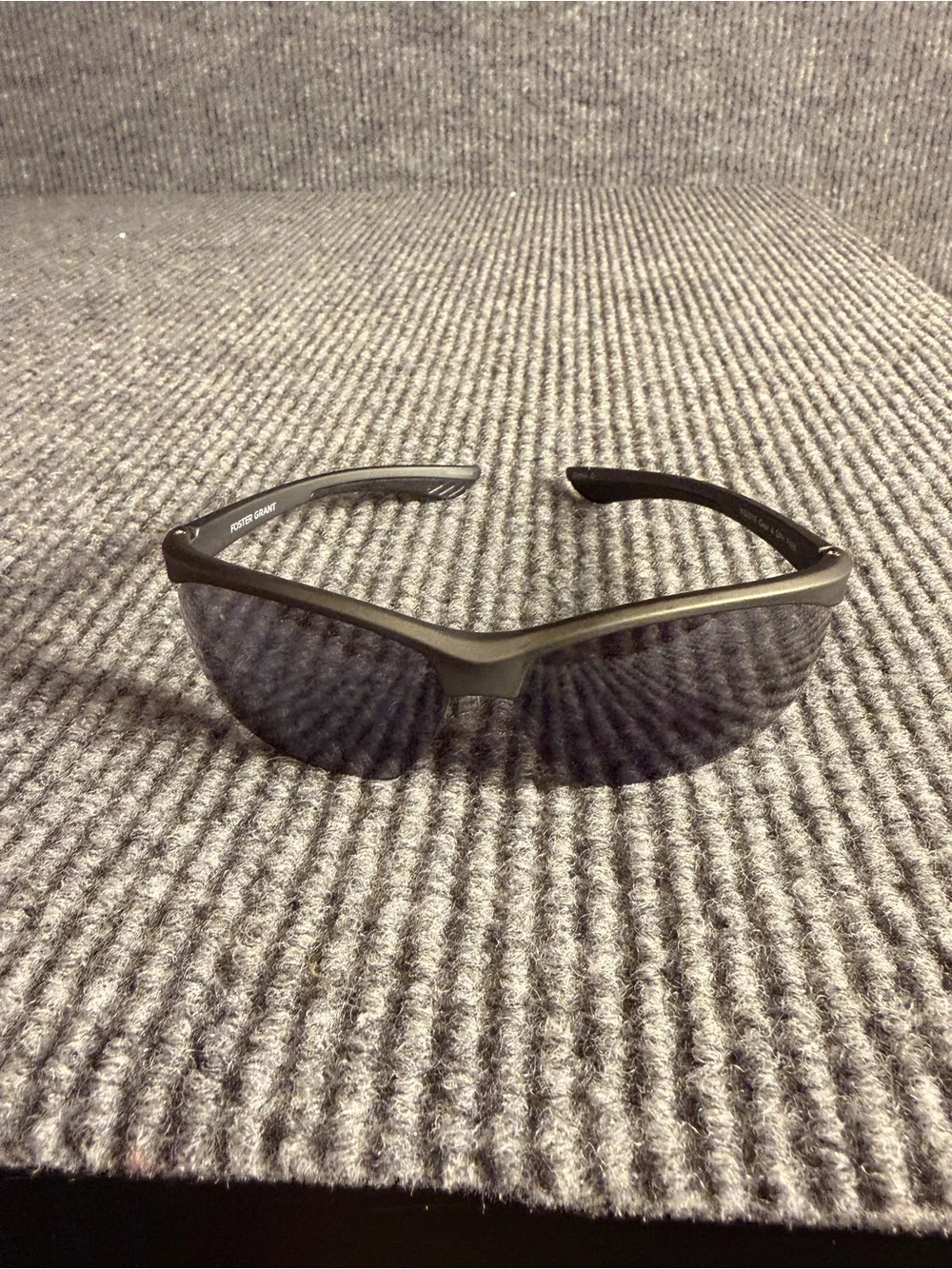 Foster Grant Semi-Rimless Sport Sunglasses – Matte Gray Wrap Frames